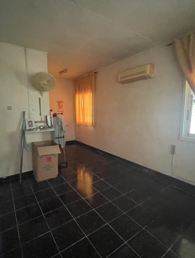 Para, 4 Bedrooms Bedrooms, ,2 BathroomsBathrooms,Woning,Te koop,1185