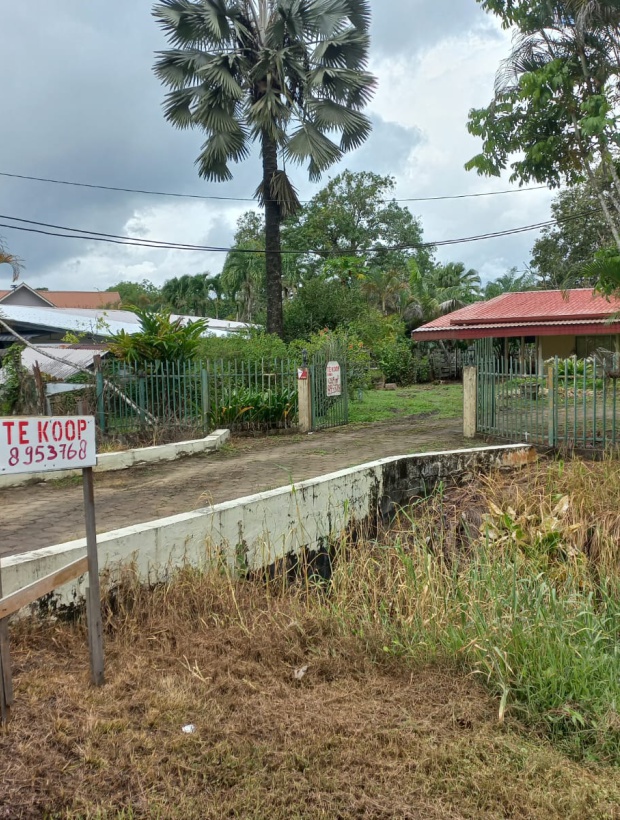 Para, 4 Bedrooms Bedrooms, ,2 BathroomsBathrooms,Woning,Te koop,1185