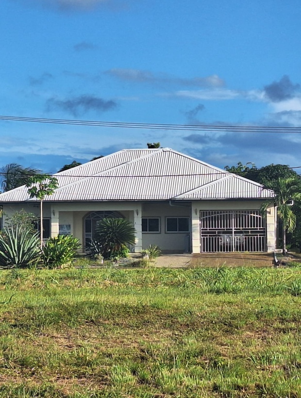 Commewijne, Pa;m Village, 3 Bedrooms Bedrooms, ,2 BathroomsBathrooms,Woning,Te koop,Commewijne,1195